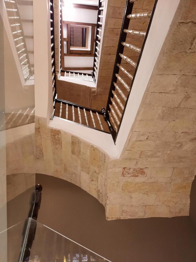 Hostal La Rua Estella Bagian luar foto