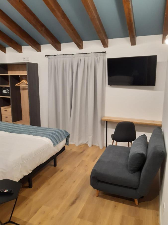 Hostal La Rua Estella Bagian luar foto